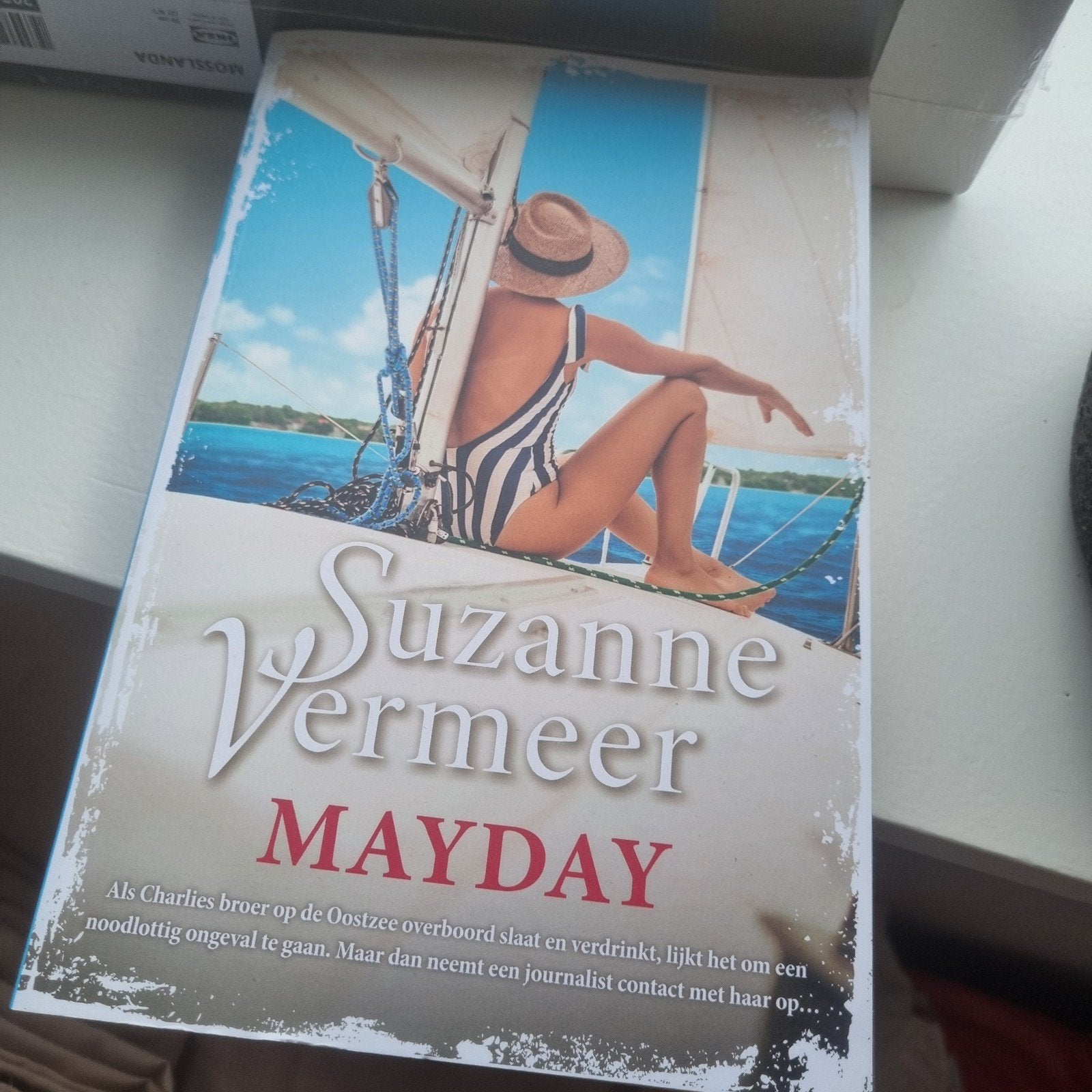 Suzanne Vermeer - Mayday, Ophalen of Verzenden, Zo goed als nieuw, Suzanne Vermeer