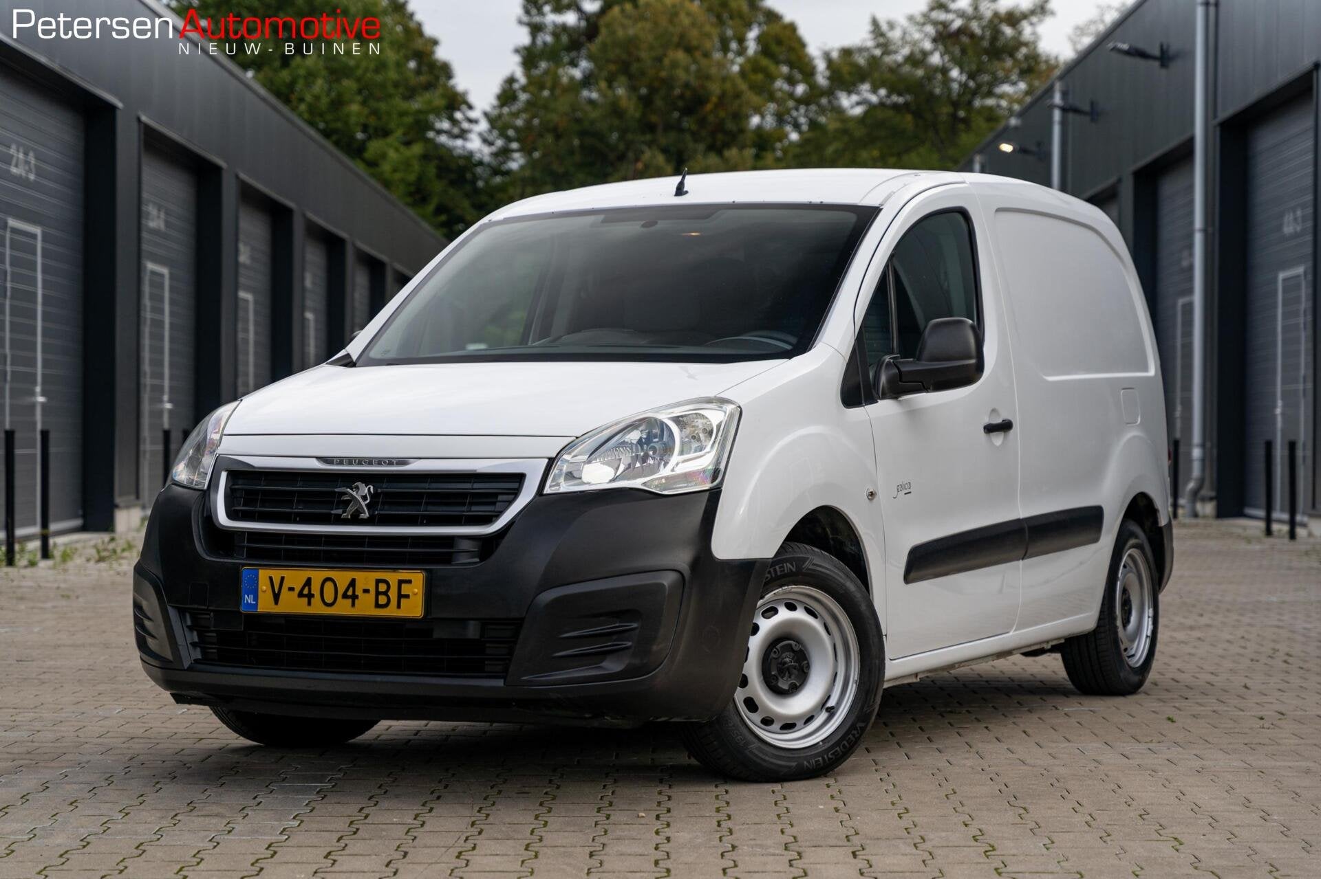 Peugeot Partner 1.6 BlueHDi *Euro6* Airco* Cruise* Nw APK*, Auto's, Parkeersensor, Stof, 4 cilinders, Wit