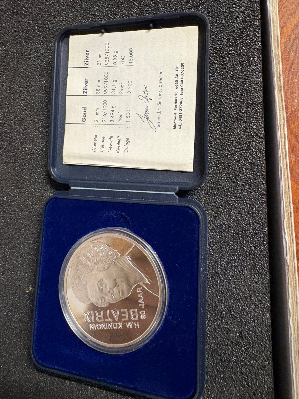 Penning 60e verjaardag beatrix 31,1 gram 999/1000 zilver, Ophalen of Verzenden, Koningin Beatrix, Overige waardes, Zilver
