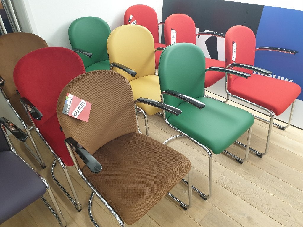 Gispen eetkamerstoelen, diverse outletmodellen op voorraad