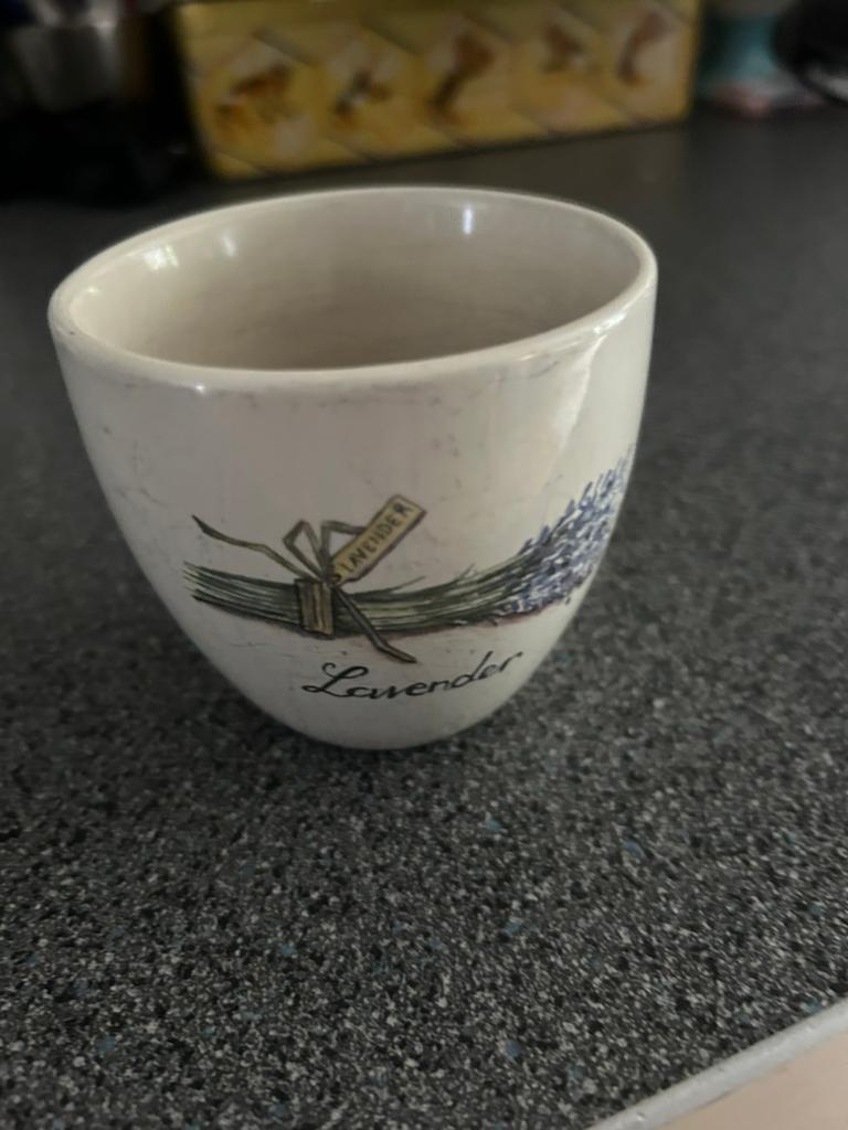 Jet ter Steege servies Lavendel - 3 stuks, Huis en Inrichting, Beige, Ophalen of Verzenden, Steen/keramiek, Overige merken