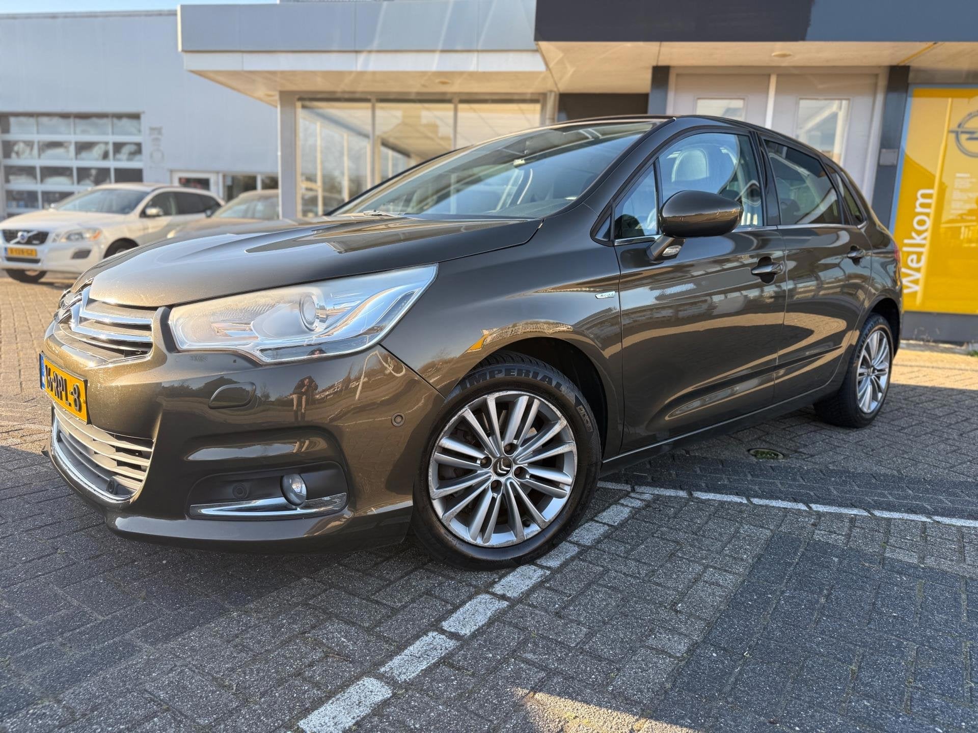 Citroen C4 1.6 THP Exclusive | Storing! Bi Xenon | Navi | Ma, Auto's, Gebruikt, Bruin, 1650 kg, Bedrijf