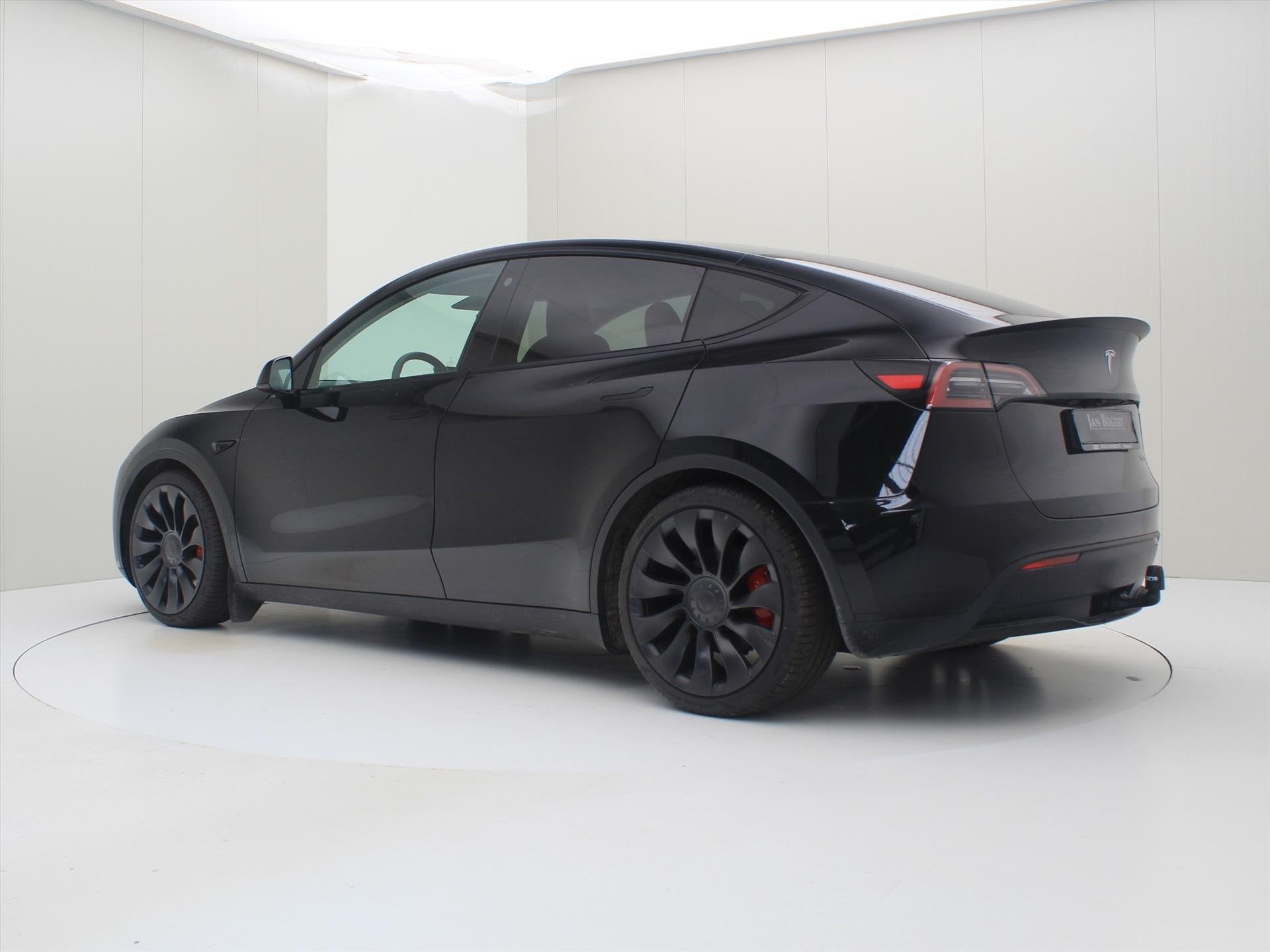 Tesla Model Y Performance 534pk AWD 92.3% SoH [ TREKHAAK+ENH, Auto's, Tesla, Automaat, Gebruikt, Zwart, Zwart