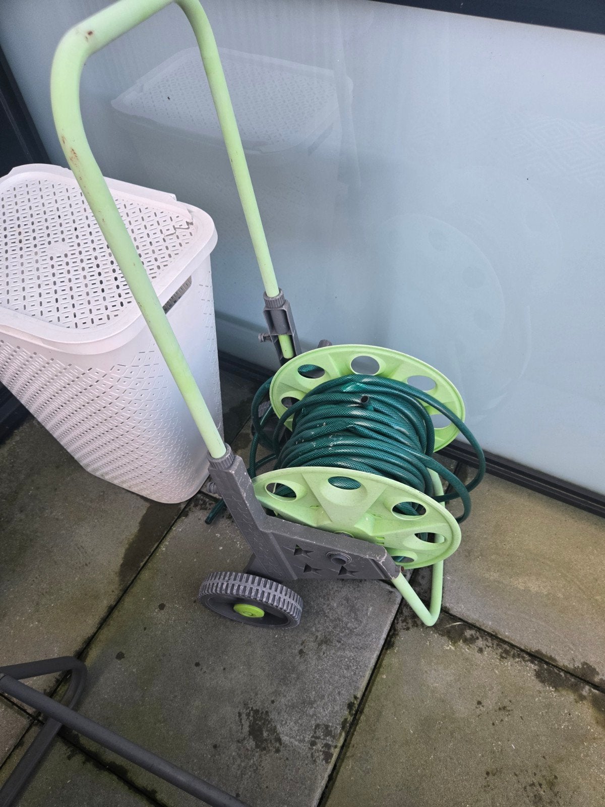 Tuinslang met haspel - Handig voor de tuin!, Ophalen of Verzenden, Gebruikt, Tuinslanghaspel