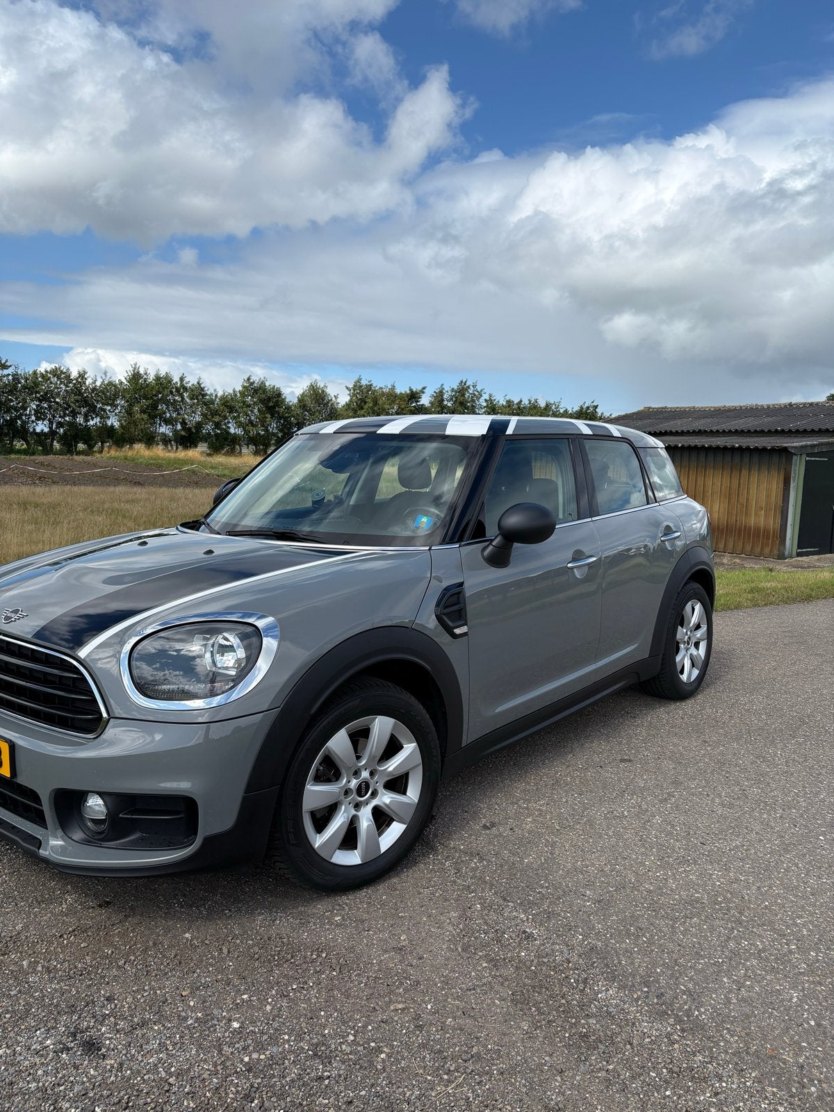 Mini Countryman 1.5 102pk Aut. 2018 Grijs, Auto's, Zwart, Countryman, 102 pk, 75 €/maand