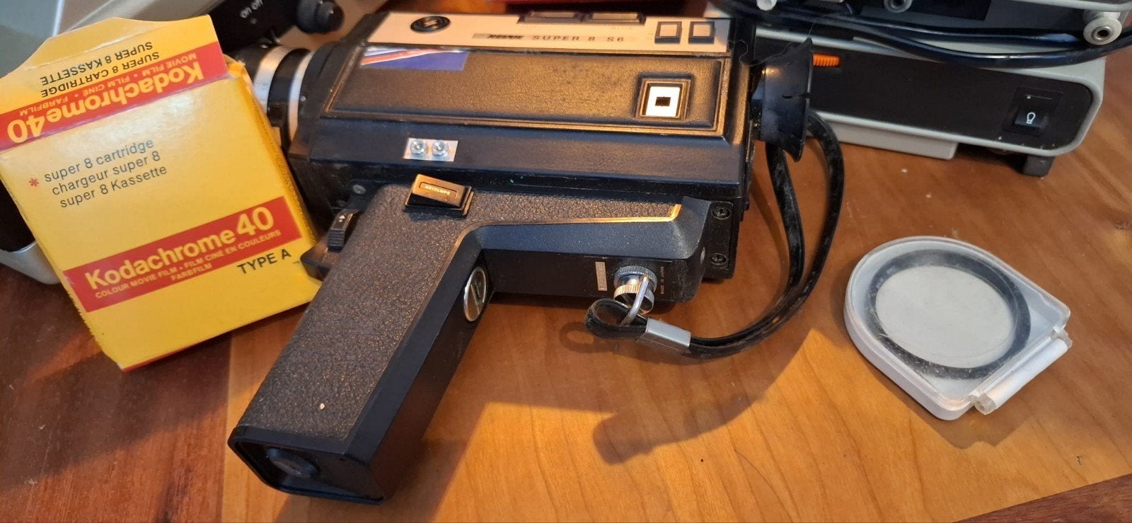 filmcamera revue, Ophalen