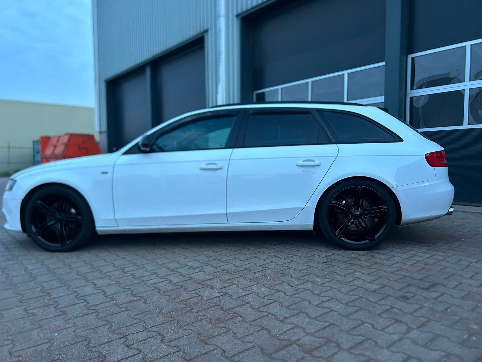 Audi A4 2.0 Tfsi 132KW Avant 2008 Wit, Auto's, Audi, Voorwielaandrijving, 15 km/l, 4 cilinders, 1984 cc