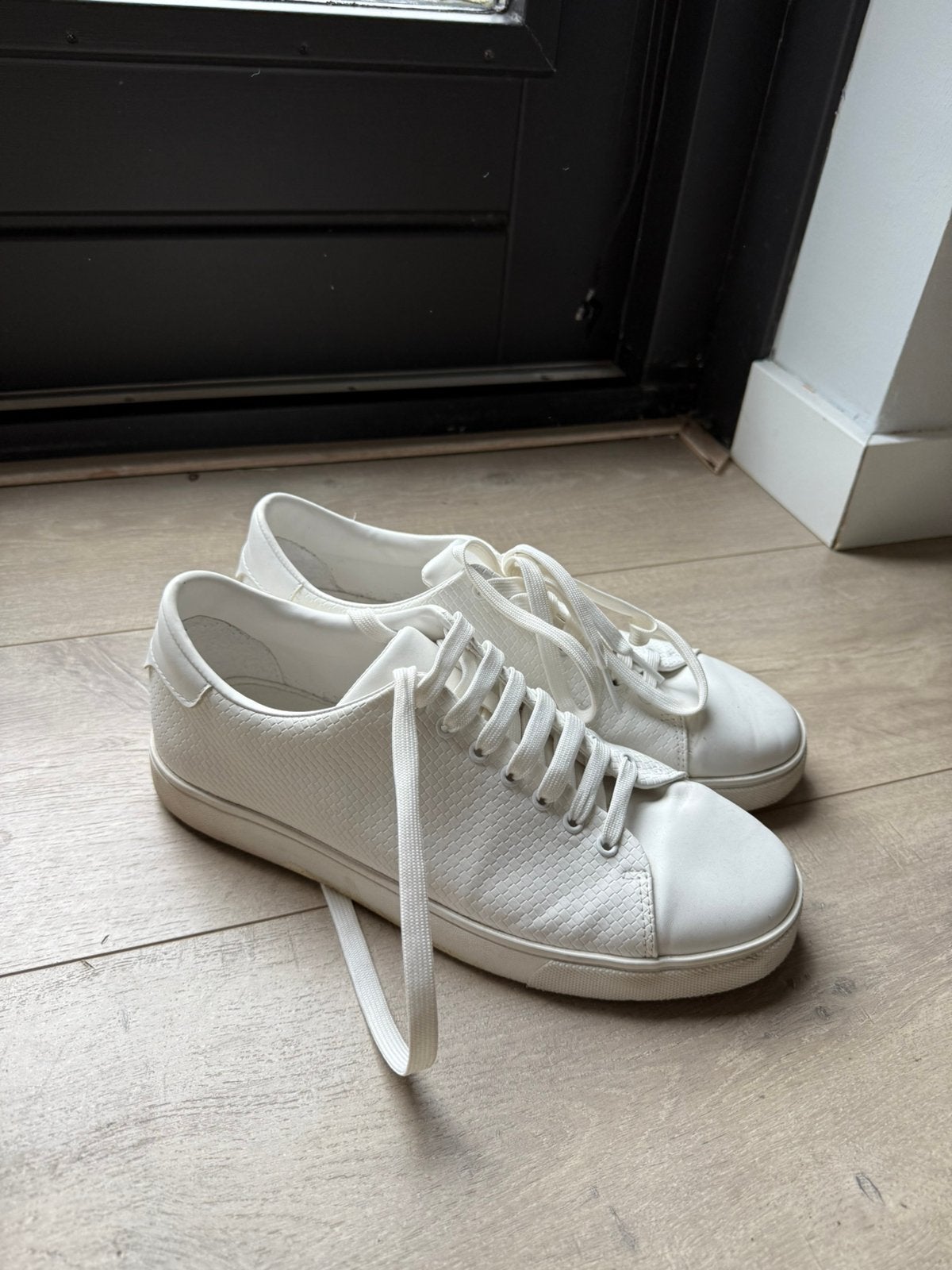 Witte sneakers heren Zara maat 42, 1x gedragen, Ophalen, Zo goed als nieuw, Wit