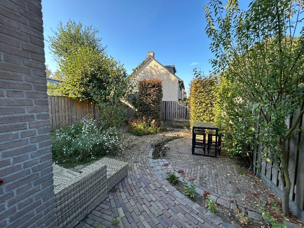 Zweeds graniet kinderkoppen en dik formaat, Tuin en Terras, Ophalen, Gebruikt, Klinkers, Natuursteen