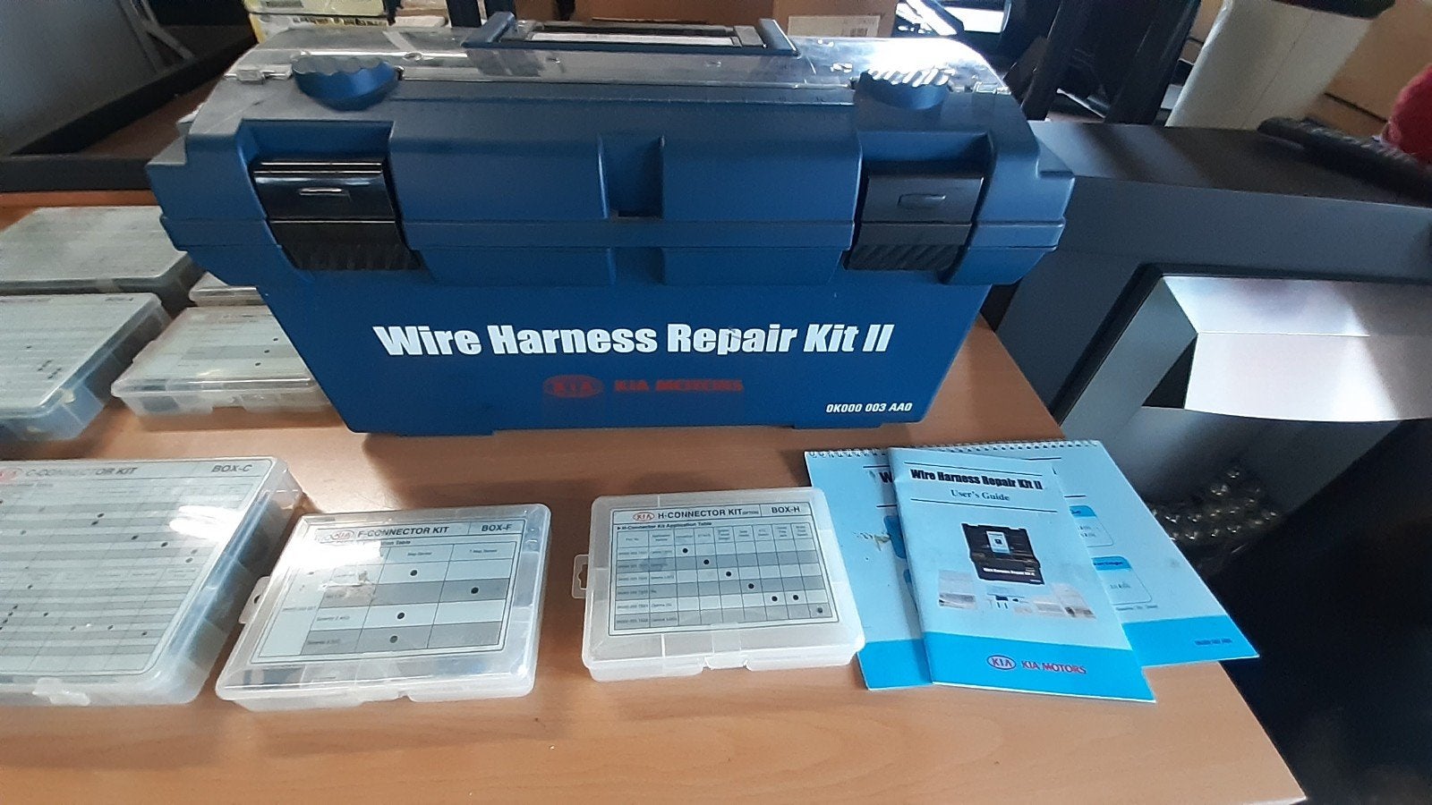 Kabelboom elektronica reparatie box, Ophalen, T.Smit Outlet Store, Info@tommysmit.nl, 7008AR