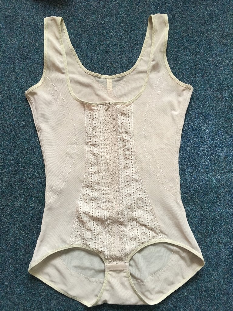 Bodysuit / corrigerend ondergoed / broekjes / shorts, Ophalen, Zwart, BH