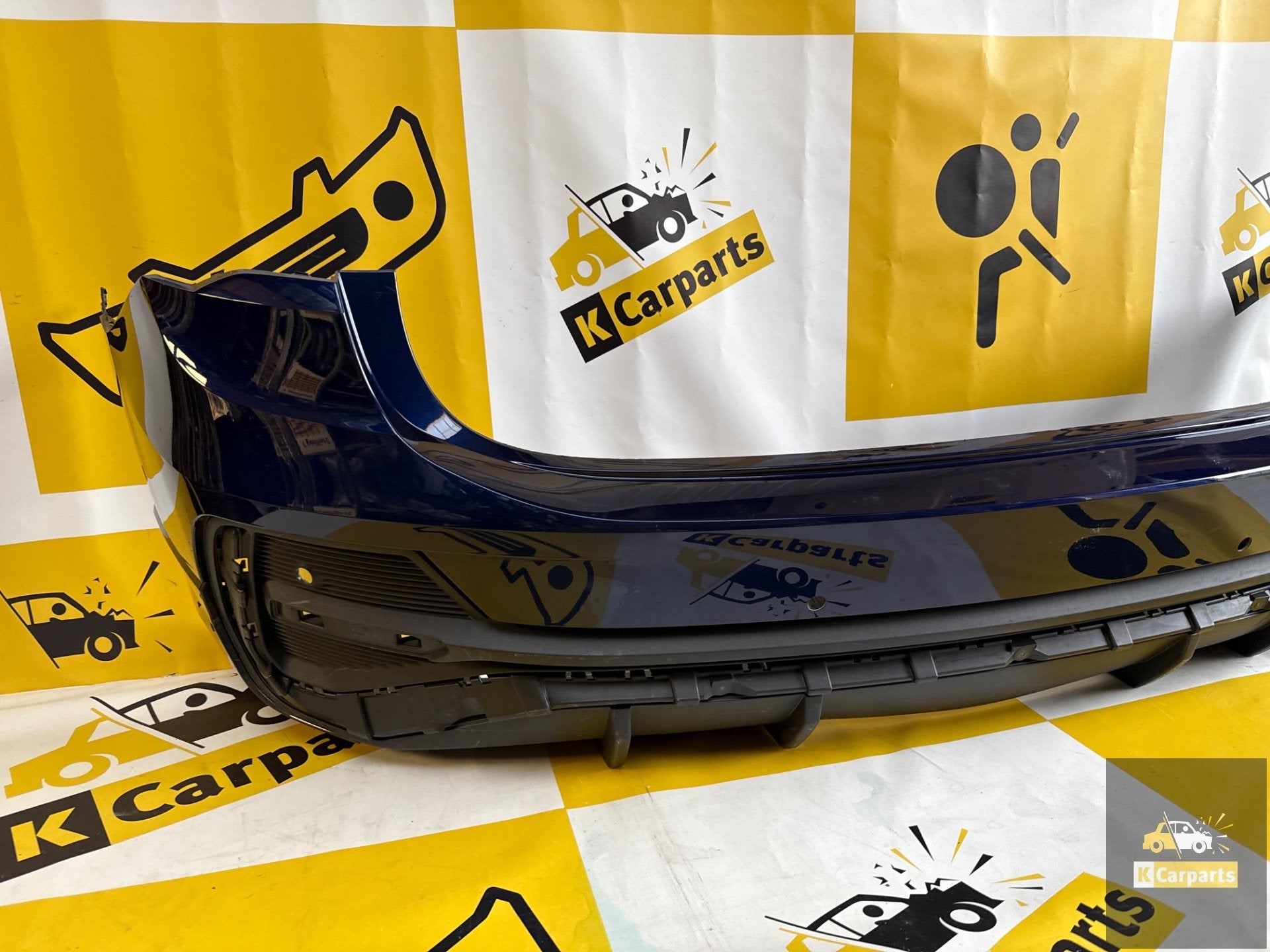 Audi Q3 Achterbumper 83F807511A Origineel, Info@fabrikant.eu, Fabrikantstraat 1
1000 AA  Amsterdam, NL, Achter, Bumper