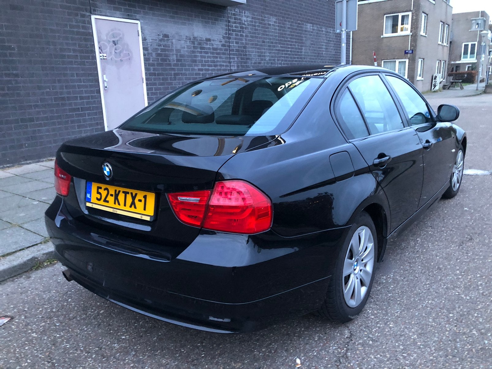 BMW 3-Serie 1.6 316I 2010 Zwart, Auto's, BMW, 1599 cc, 4 cilinders, Origineel Nederlands, Handgeschakeld