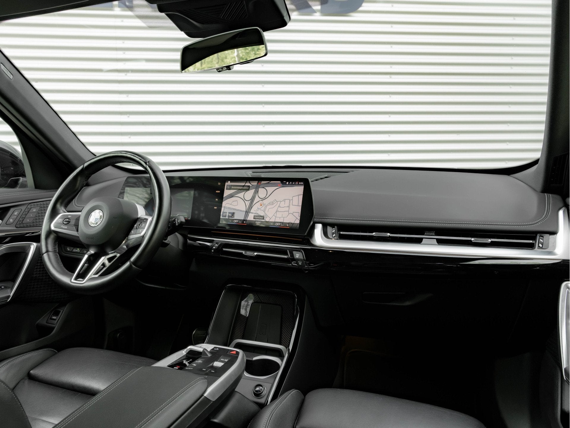 BMW X1 xDrive23i M-Sport - Memoryzetels - Trekhaak - 2000kg, Auto's, BMW, Gebruikt, 4 cilinders, Zwart, Bedrijf