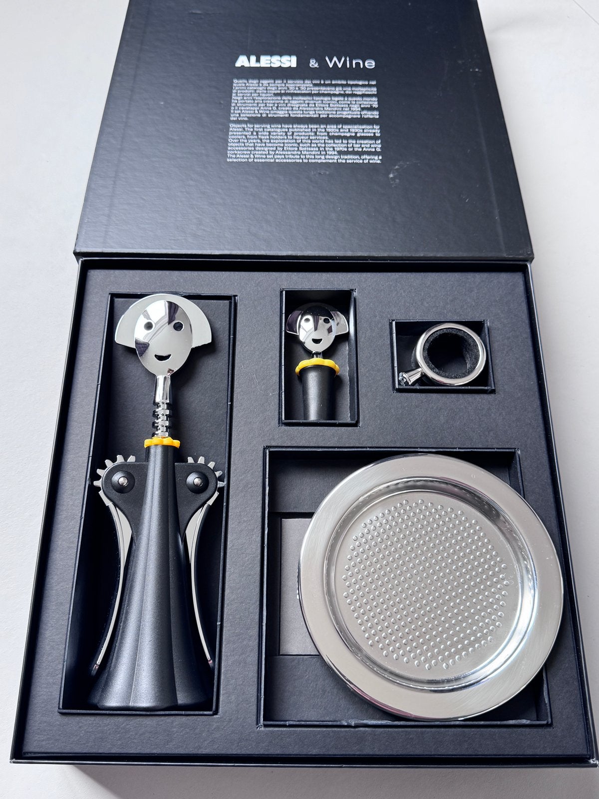 Alessi & Wine set met kurkentrekker Anna, nieuw in geschenkv, Overige typen, Ophalen of Verzenden, Nieuw, Zilver