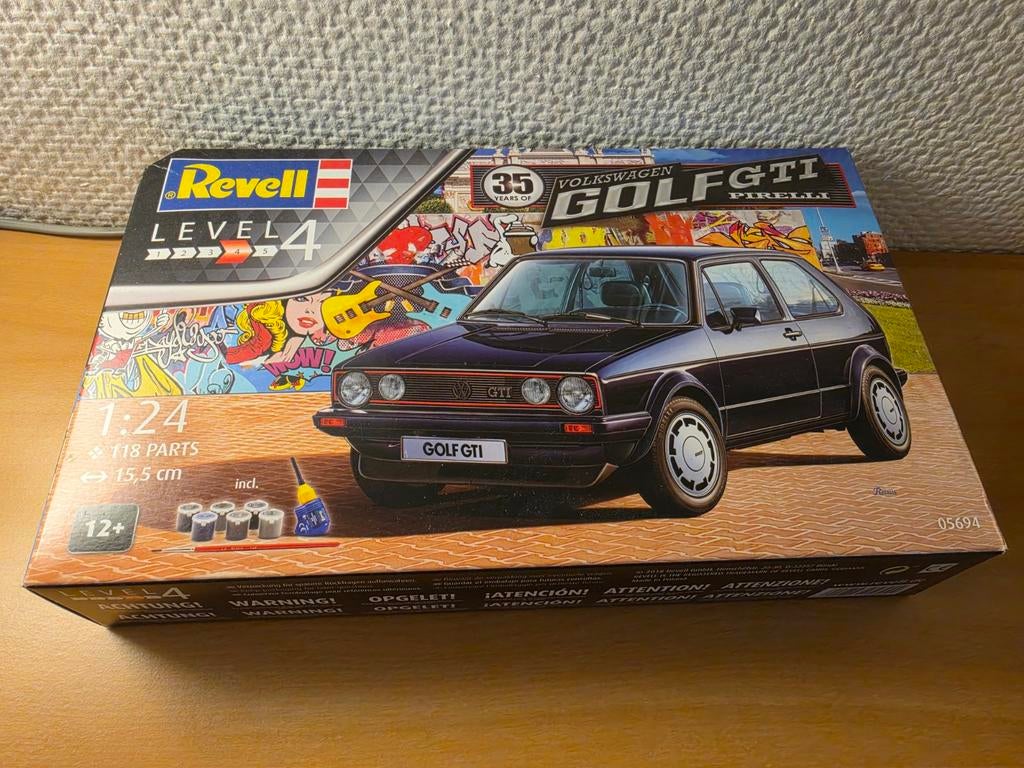 Revell VW Golf 1 GTI Pirelli modelbouw NIEUW, Hobby en Vrije tijd, Modelbouw | Auto's en Voertuigen, Nieuw, Auto, Groter dan 1:32