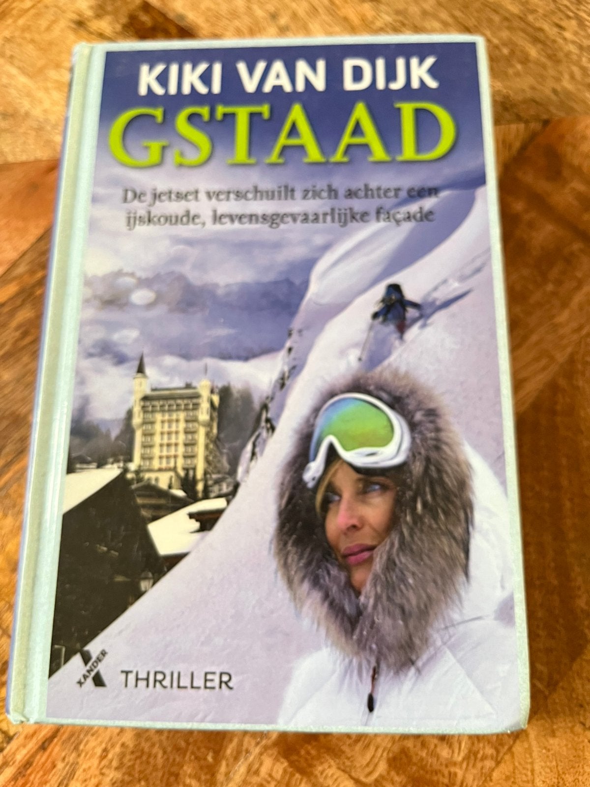 Kiki van Dijk - Gstaad  Thriller, Ophalen of Verzenden, Zo goed als nieuw, Nederland, Kiki van Dijk