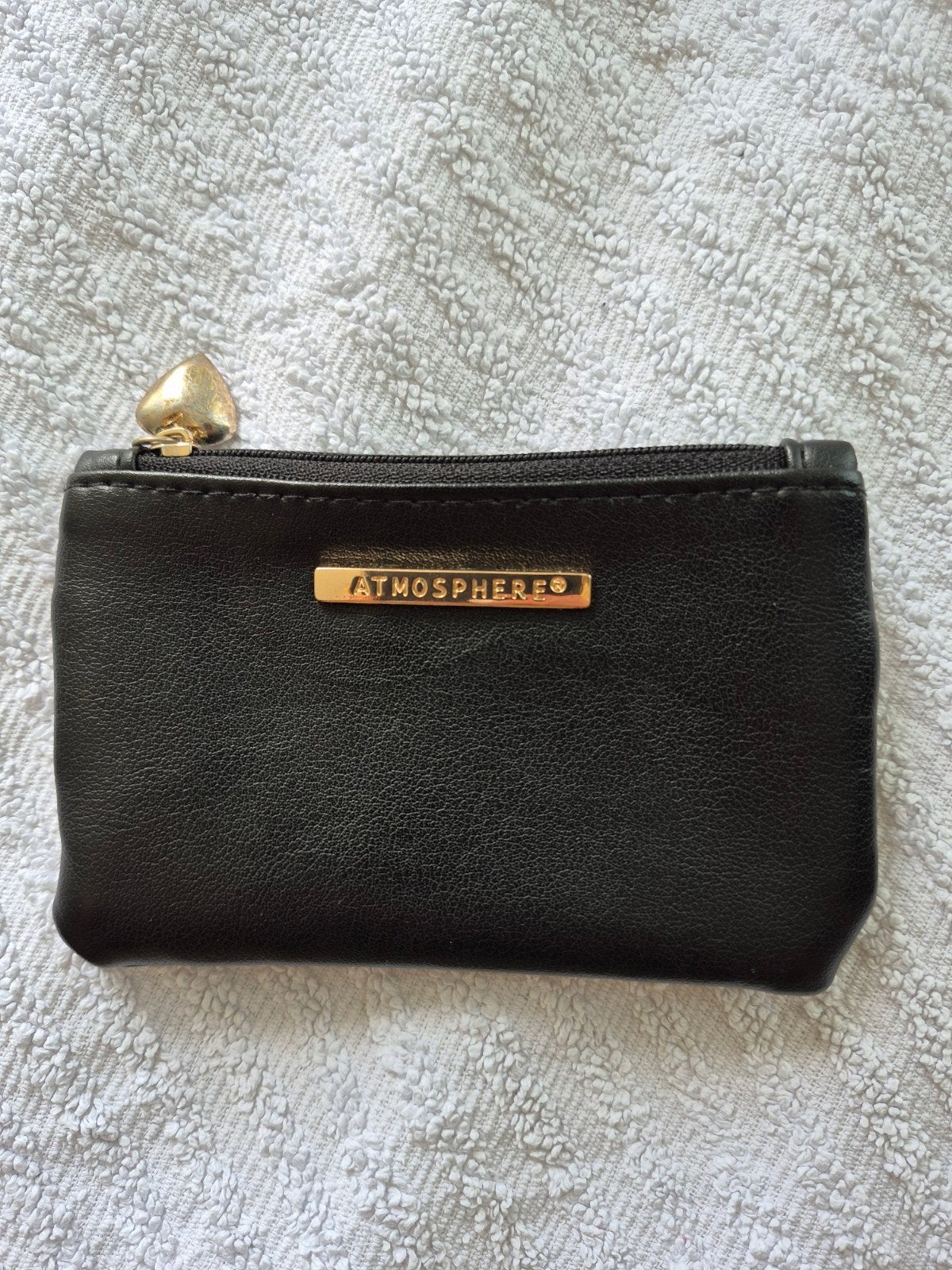 Zwart make-up tasje/portemonneetje met hartje, nieuw, Ophalen of Verzenden, Nieuw, Zwart, Overige merken