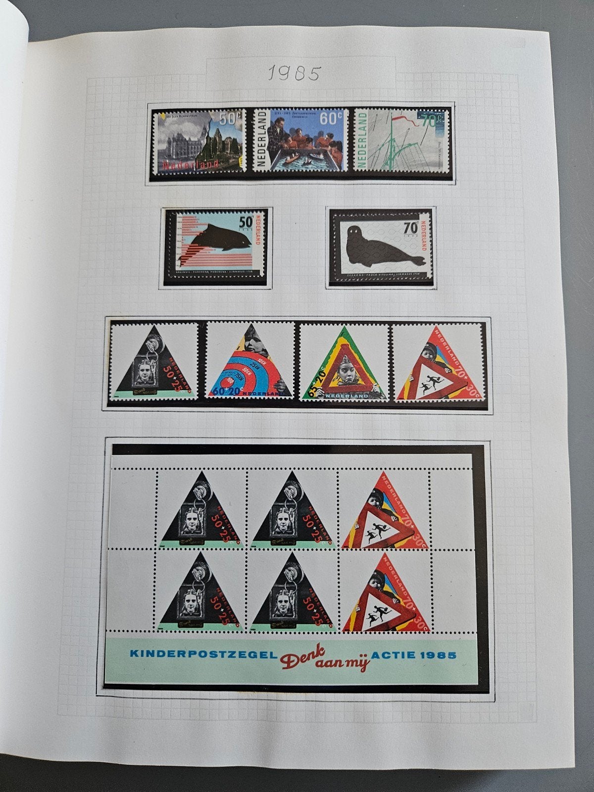 Collectie Nederland PF 1985-2000  in zelf opgezet album, Postzegels en Munten, Postzegels | Volle albums en Verzamelingen, Verzenden
