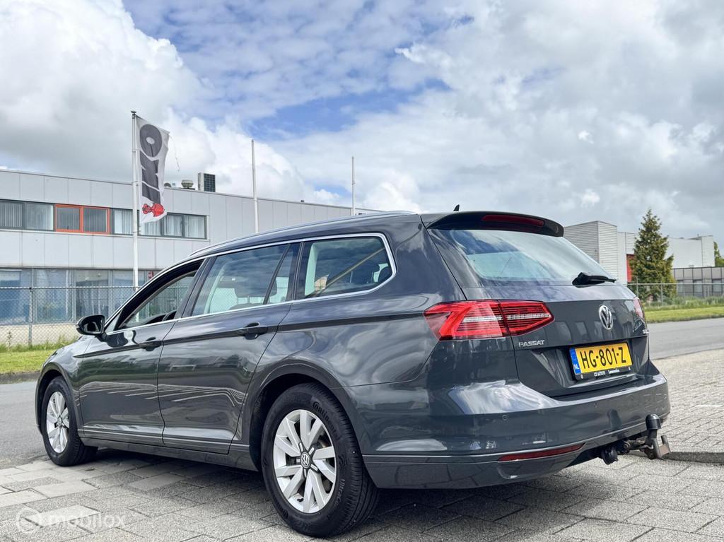 Volkswagen Passat Variant 1.6 TDI Business Edition|Carplay, Auto's, Euro 6, 4 cilinders, Automatische klimaatregeling, Origineel Nederlands