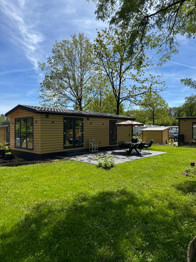 4 pers Chalet te huur! Ben jij de eerste huurder?, In bos, 2 slaapkamers, Wasmachine, Landelijk