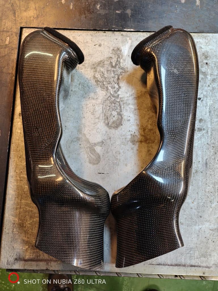 Carbon Fiber Luchtinlaten - Universeel, Ophalen of Verzenden, Gebruikt