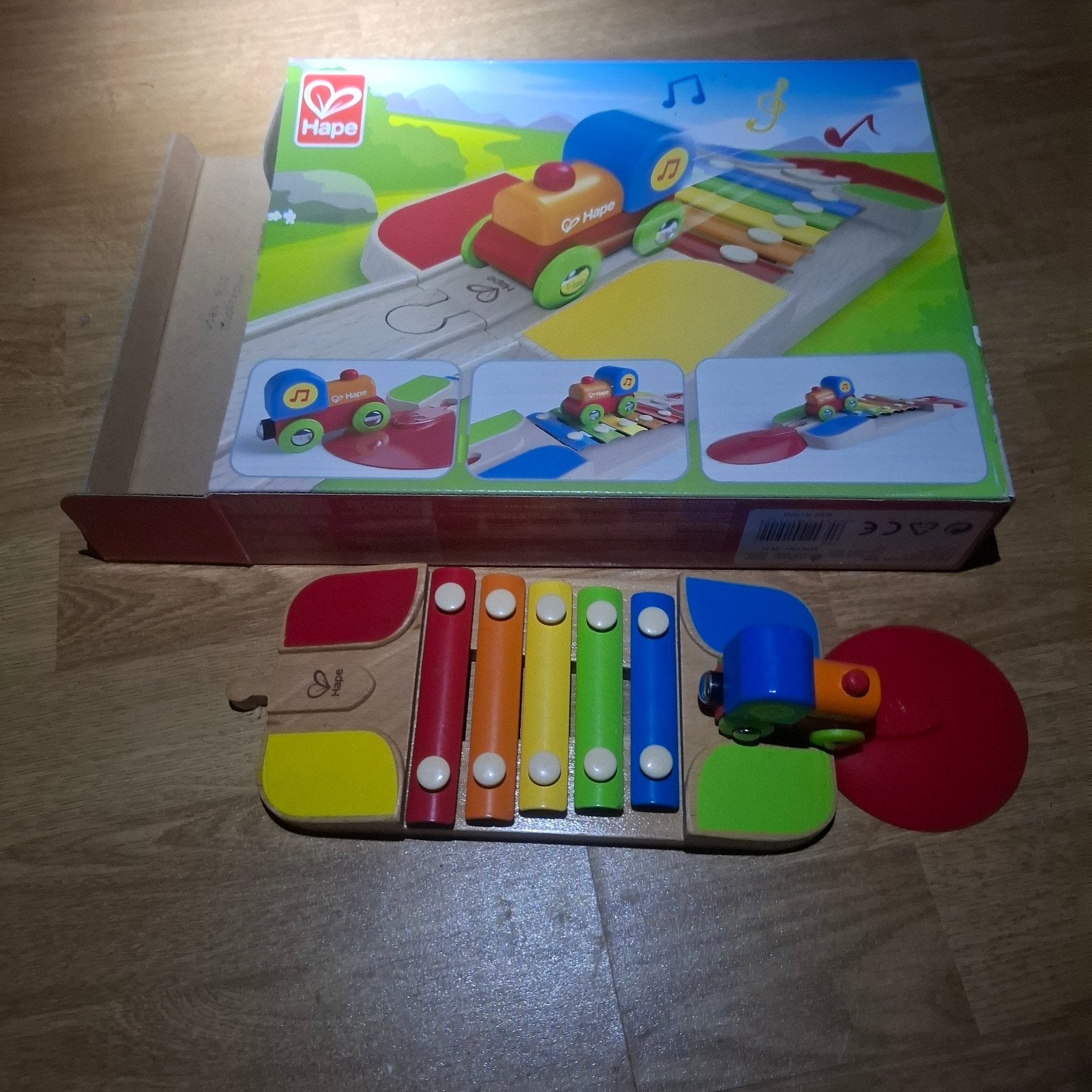 Hape Muzikale Trein Xylofoon - Zo goed als nieuw, Ophalen of Verzenden, Zo goed als nieuw, Overige typen, Met geluid