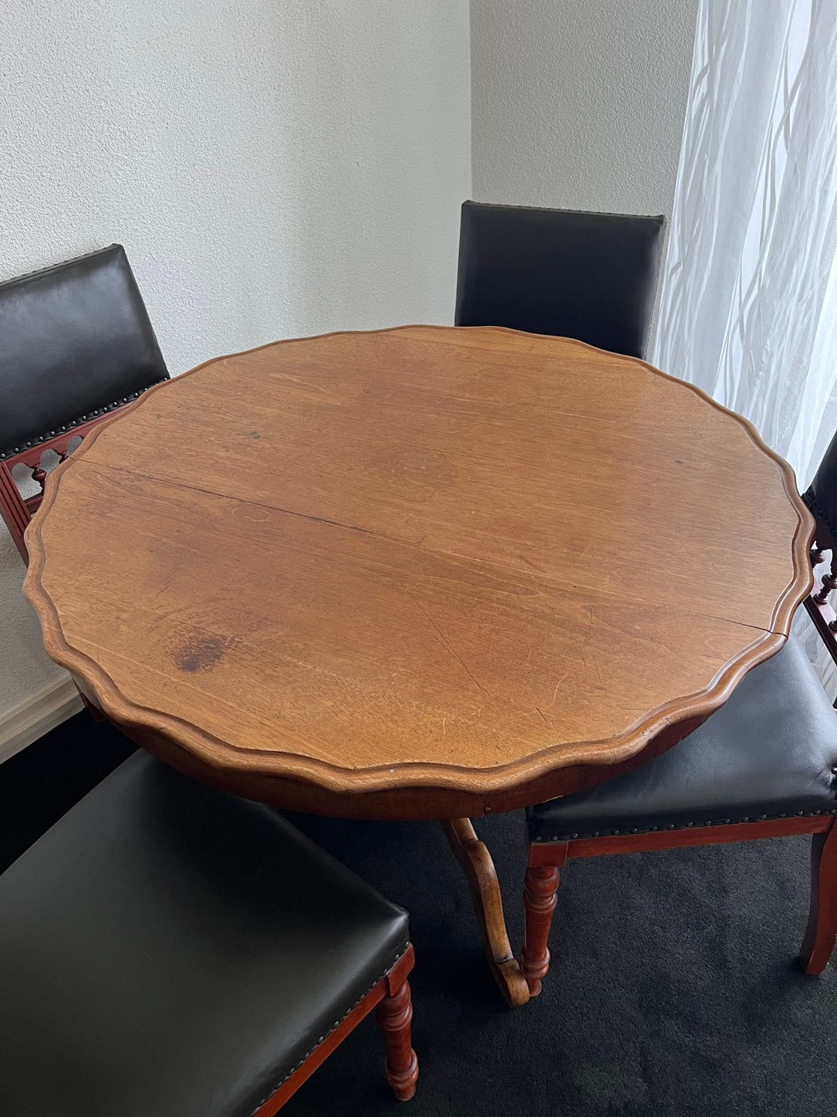 Eetkamerset Biedermeier eettafel + vier prachtige stoelen, Ophalen