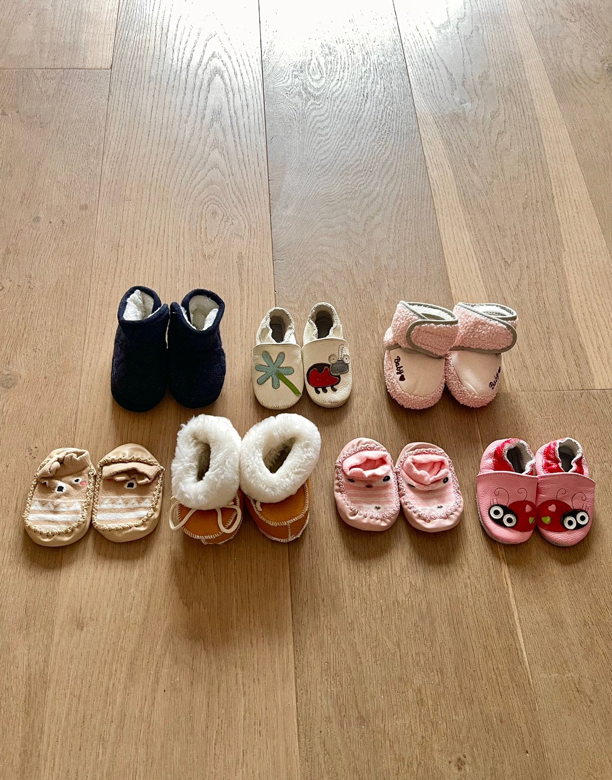 🌸 Schattige en fijne leren baby slofjes meisje maat 17/18, Slofjes, Gebruikt, Meisje, Ophalen of Verzenden