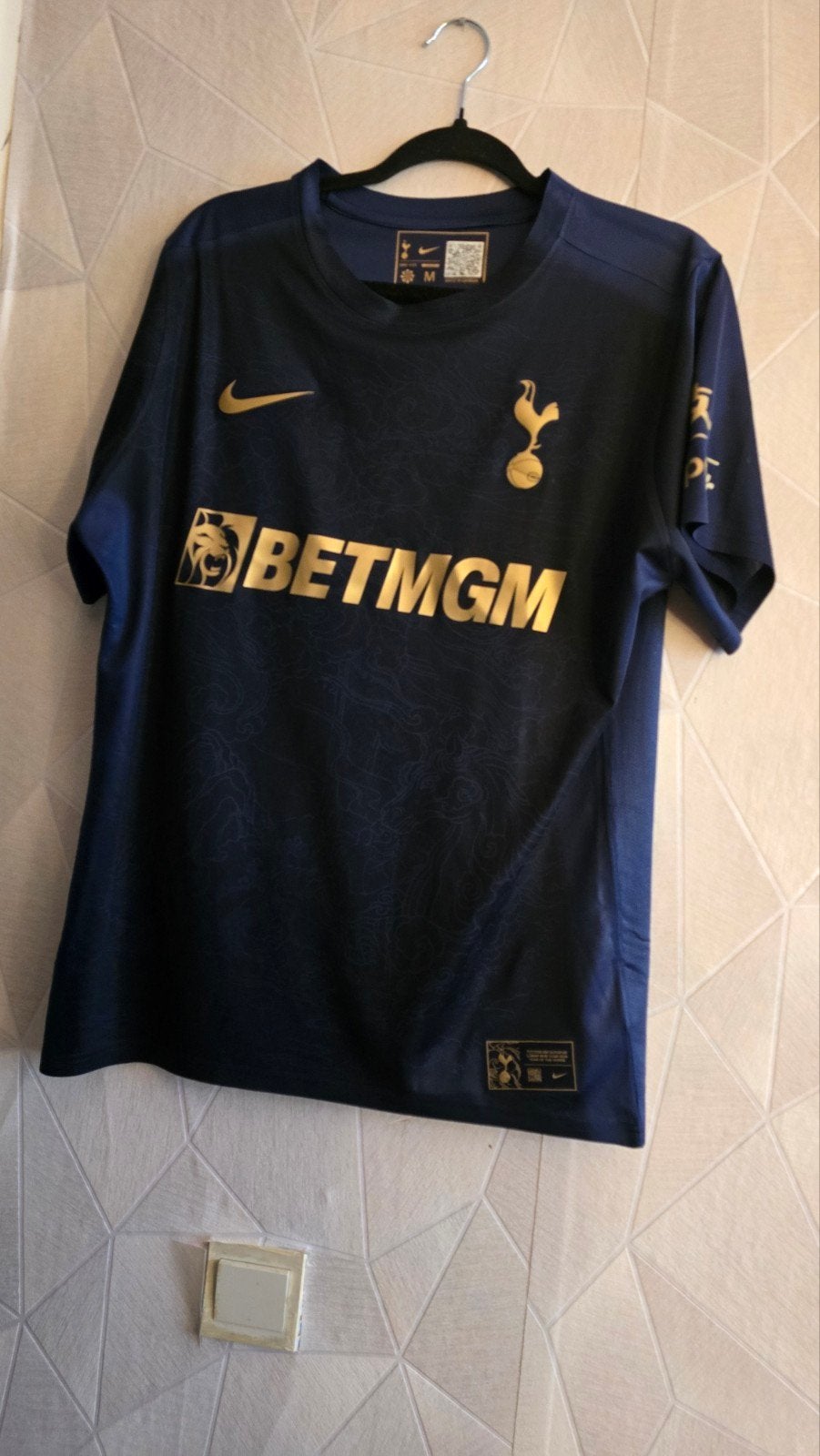 Tottenham Hotspur Nike Lunar New Year 2023 shirt, Nike, Ophalen of Verzenden, Zo goed als nieuw, Voetbal