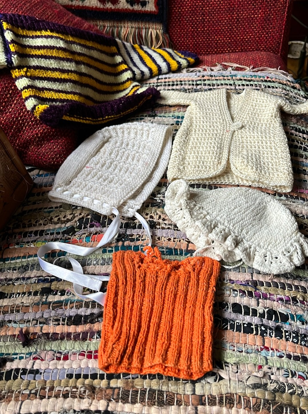 5 stuks Poppenkleertjes .., Ophalen of Verzenden
