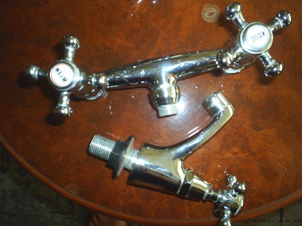 Kranen, sanitair, badkamer, wasbak., Doe-het-zelf en Verbouw, Sanitair, Ophalen of Verzenden, Zo goed als nieuw, Rvs, Douche