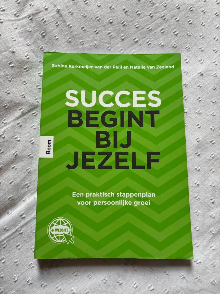 Succes Begint Bij Jezelf - Persoonlijke Groei Boek, Ophalen of Verzenden, Zo goed als nieuw