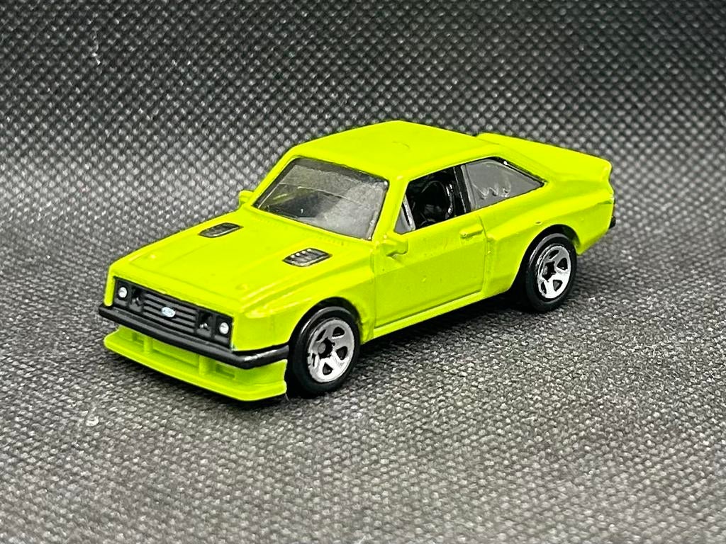 Hot Wheels Ford Escort RS2000 1:64, Verzenden, Zo goed als nieuw, Auto