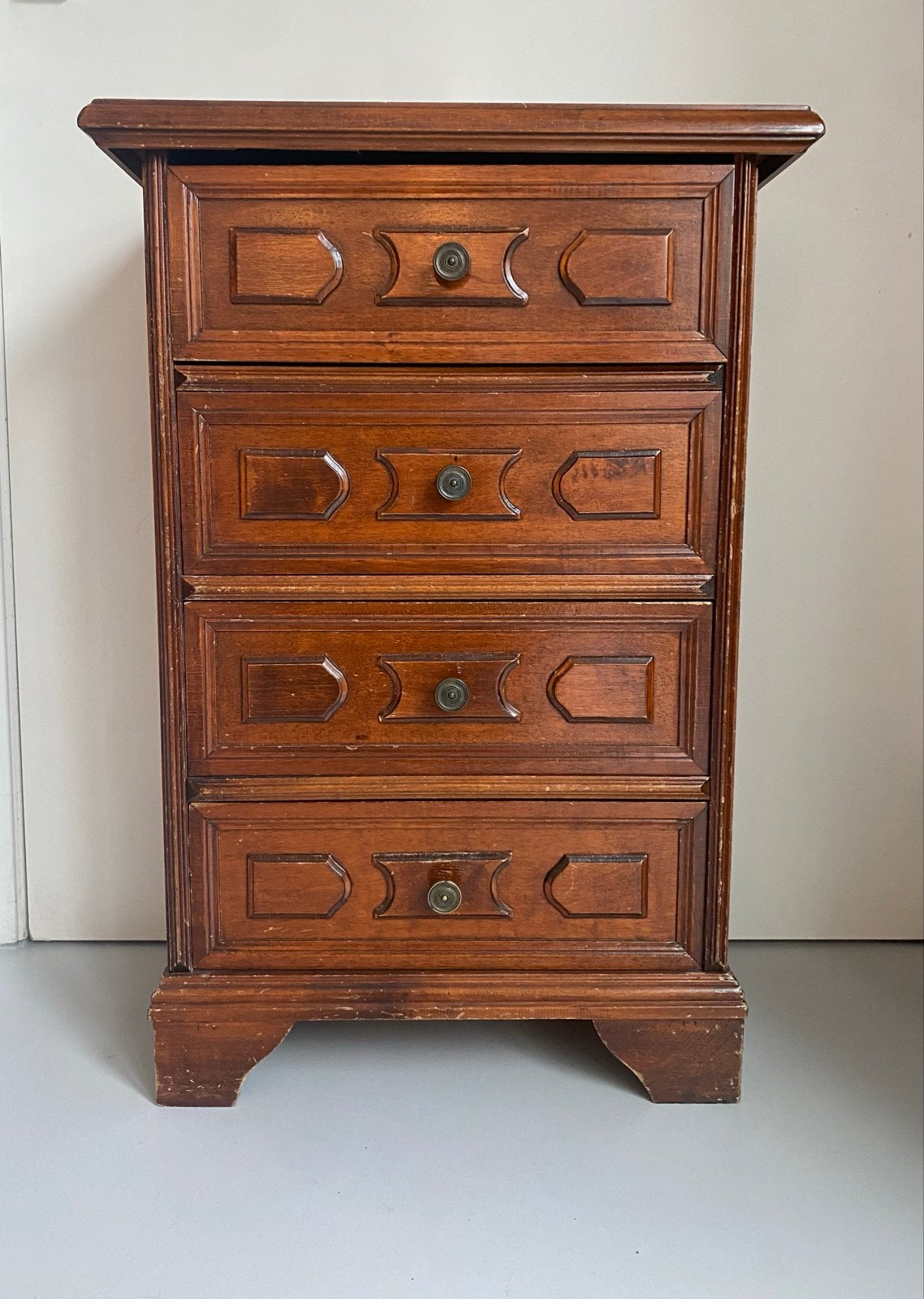 Vintage / Retro houten ladekastje met 4 lades, Antiek en Kunst, Ophalen