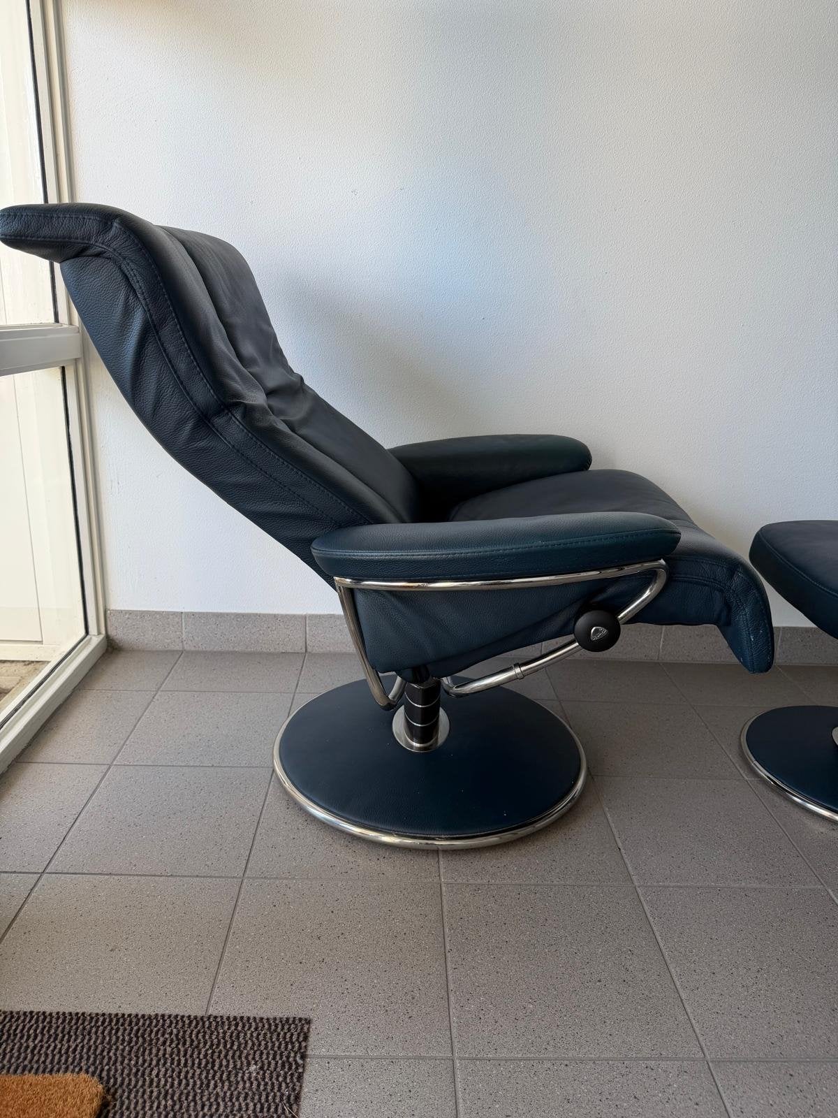 Stressless blauw leren relax/draaifauteuil + hocker, Ophalen, Gebruikt, Leer, 75 tot 100 cm