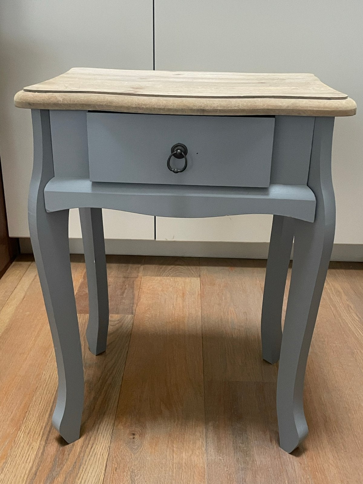 Nachtkastje / bijzettafel met lade - grijs en hout, Huis en Inrichting, Ophalen, Minder dan 45 cm, Minder dan 55 cm, Gebruikt