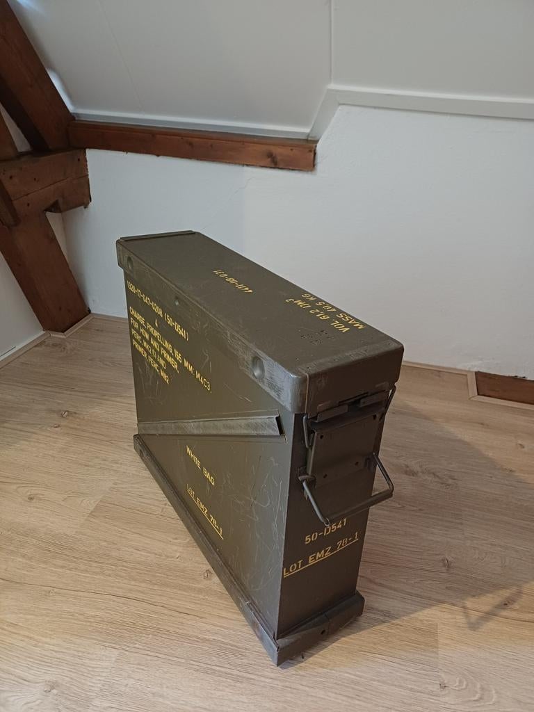 Originele militaire munitiekist - industrieel / legerkist, Ophalen