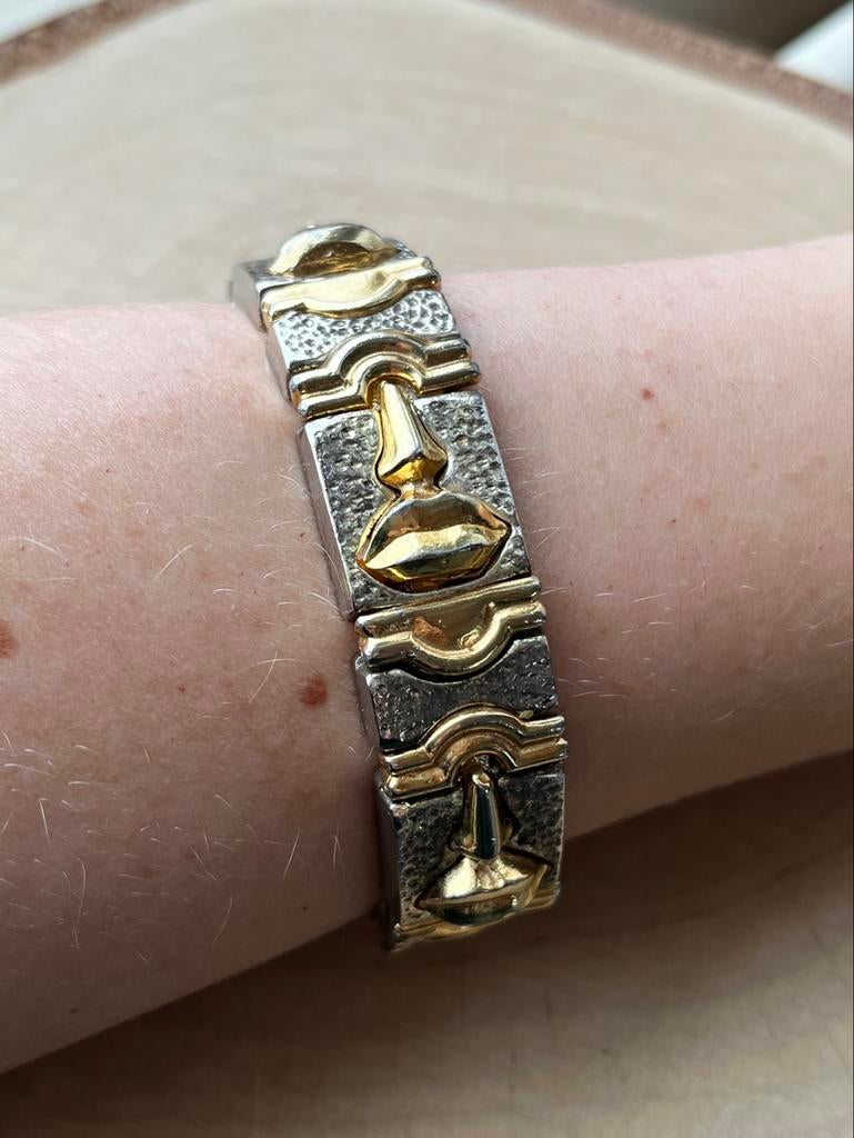 Bicolor armband vintage Salvador Dalí "Nez et Bouche" bangle, Sieraden, Tassen en Uiterlijk, Armbanden, Ophalen of Verzenden, Gebruikt