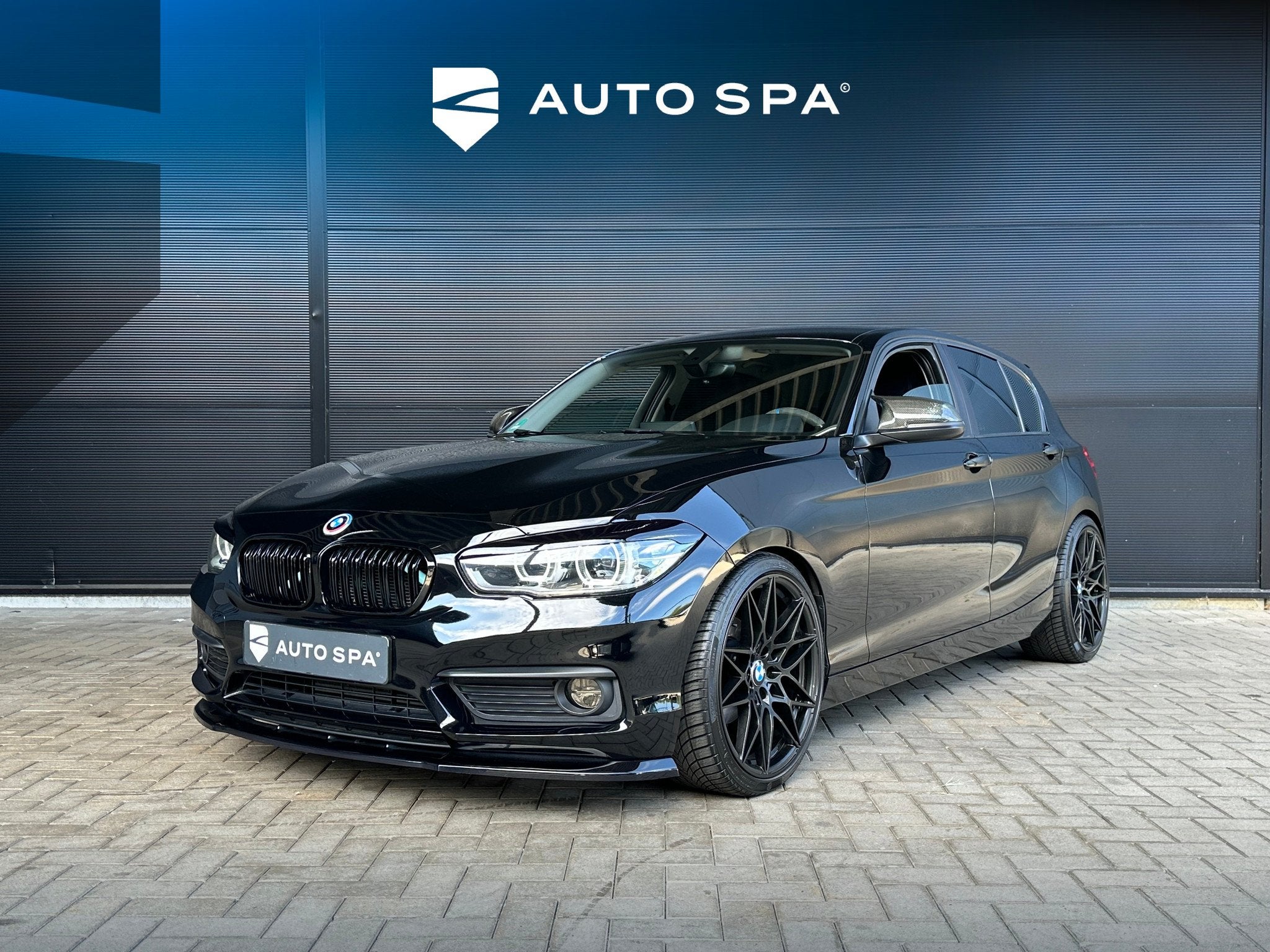 BMW 1 Serie 118i LCI | M-Sport | 5-Deurs | AUT | LED | CarPl, Auto's, BMW, 136 pk, Gebruikt, 1290 kg, Alcantara
