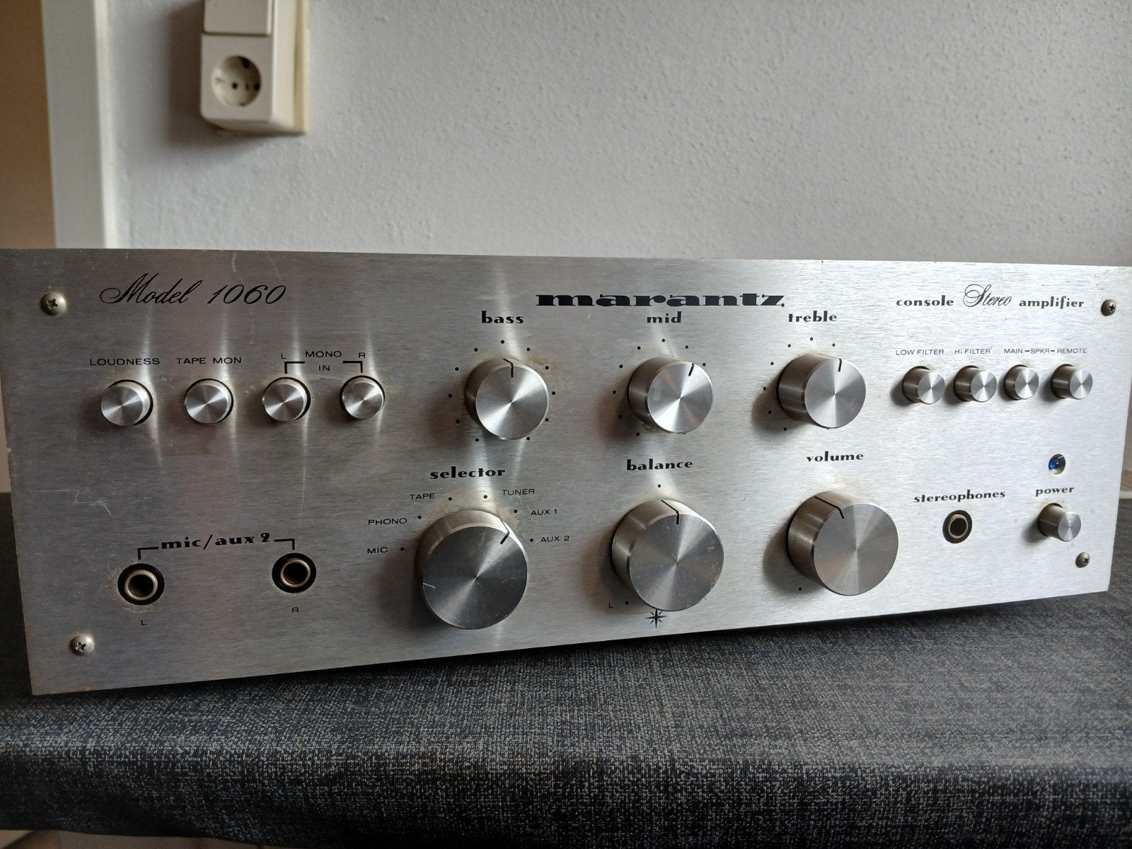 Marantz 1060 versterker, Audio, Tv en Foto, Versterkers en Receivers, Ophalen of Verzenden, Gebruikt, Stereo, Marantz