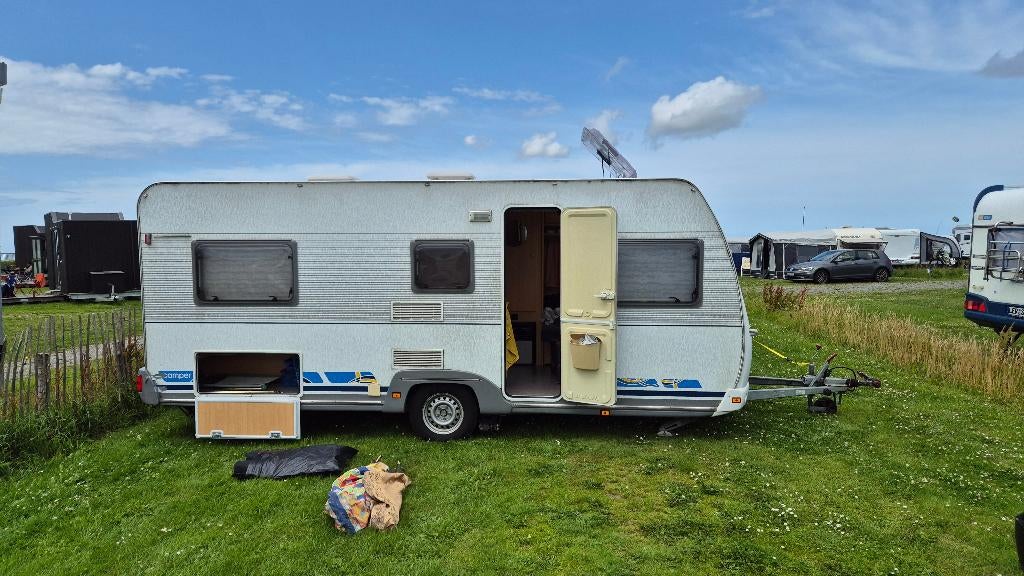 Dethleffs caravan type Camper 480, Rondzit, Kachel, Particulier, Tot en met 4