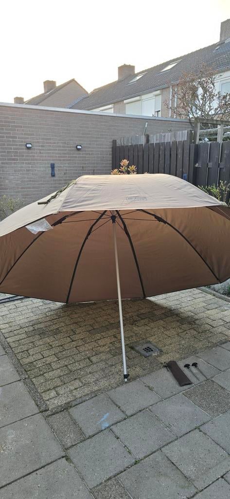Fox Brolly 60 inch, Watersport en Boten, Hengelsport | Karpervissen, Zo goed als nieuw, Overige typen, Ophalen