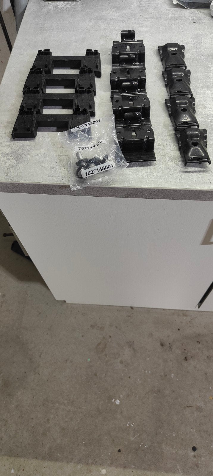 Thule kit 186040, Ophalen of Verzenden, Zo goed als nieuw
