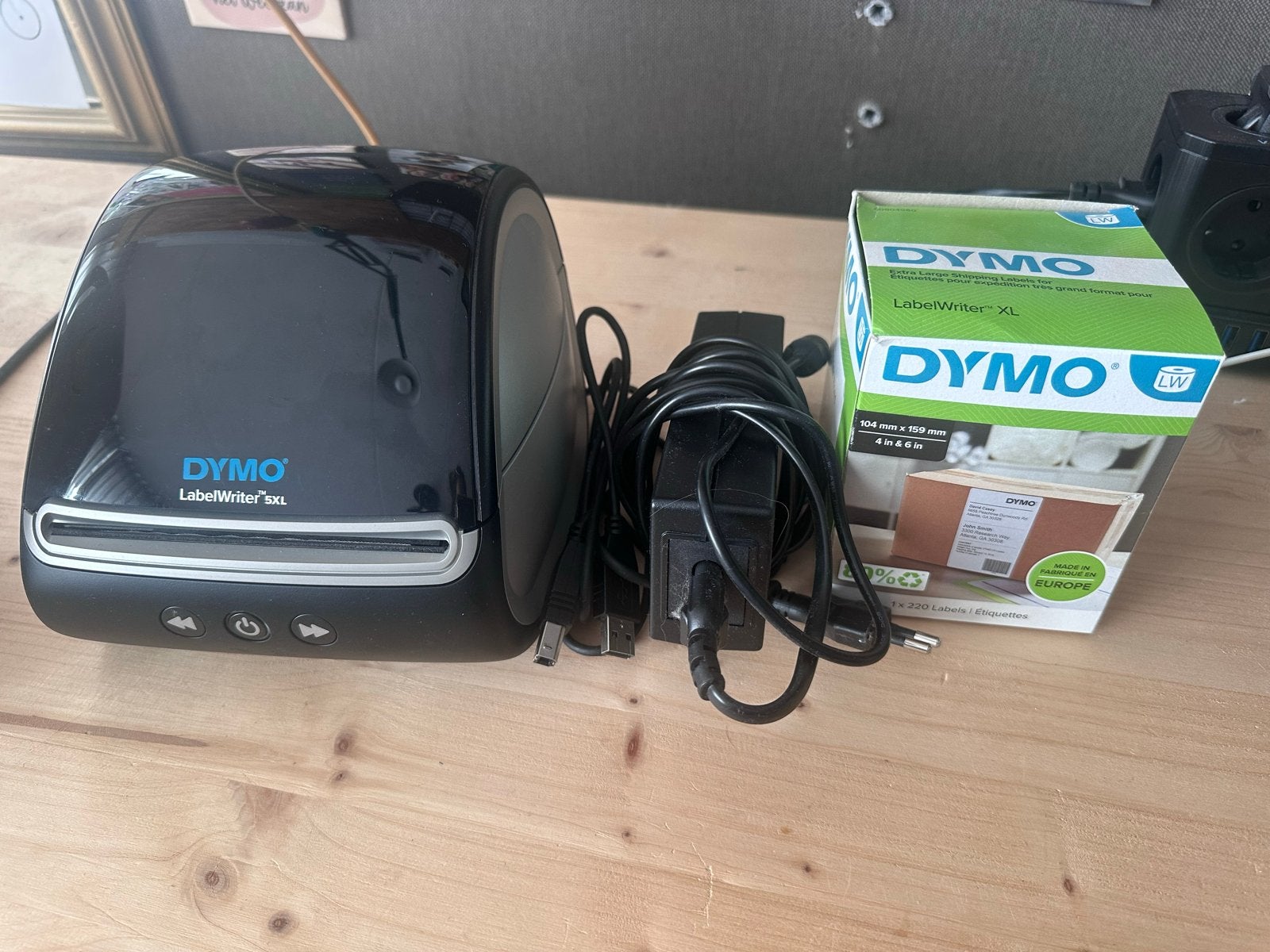 DYMO LabelWriter 5XL Labelprinter met 2 maten labels, Ophalen, Zwart-en-wit printen, Printer, Zo goed als nieuw