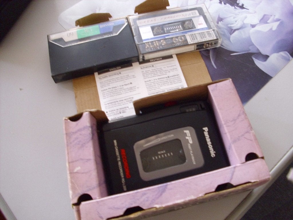 Mini Cassetterecorder nieuwstaat 35 euro, Ophalen of Verzenden, Overige merken