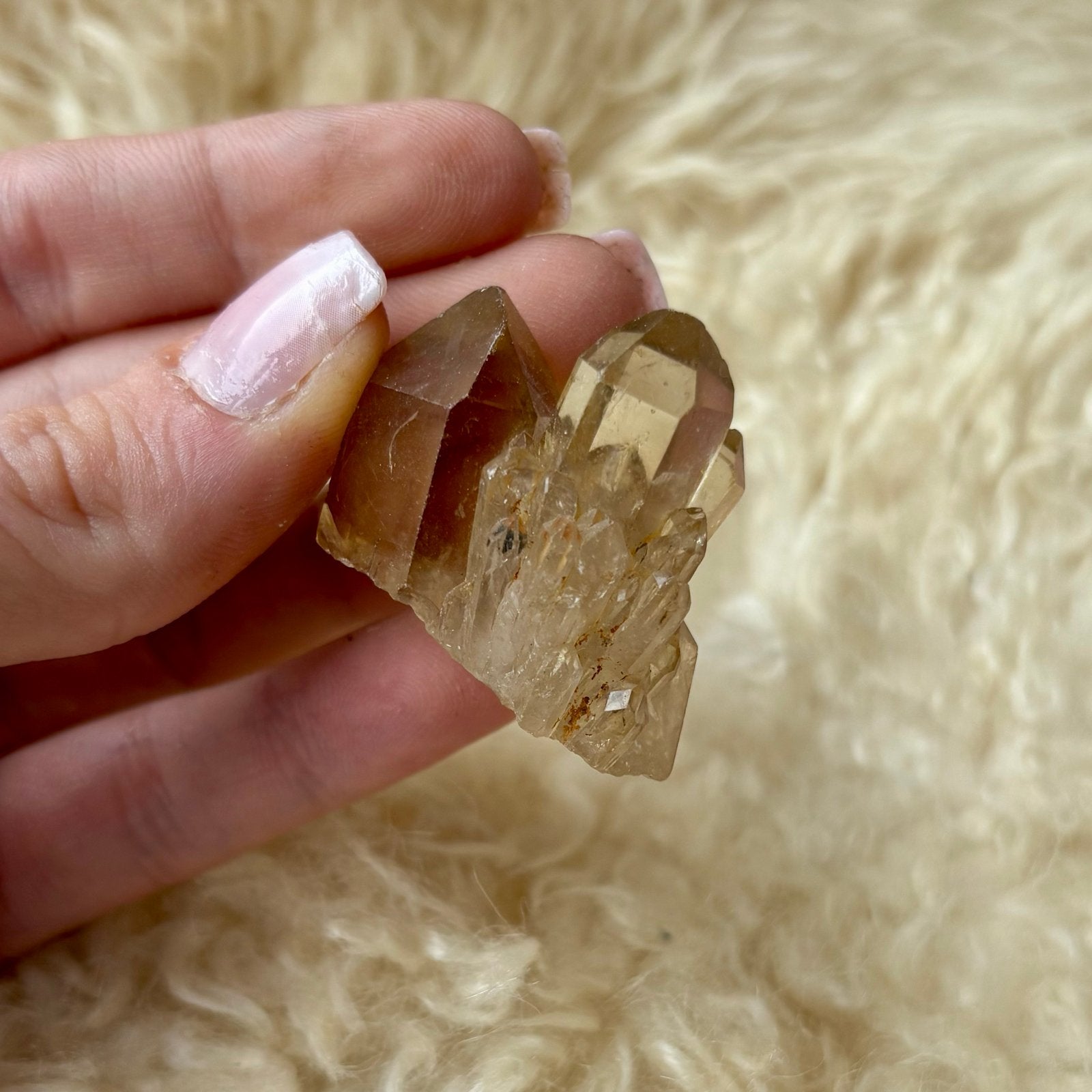 Kundalini Citrien Kristal Cluster - 4cm x 3.5cm x 2cm, Verzamelen, Mineralen en Fossielen, Verzenden, Mineraal