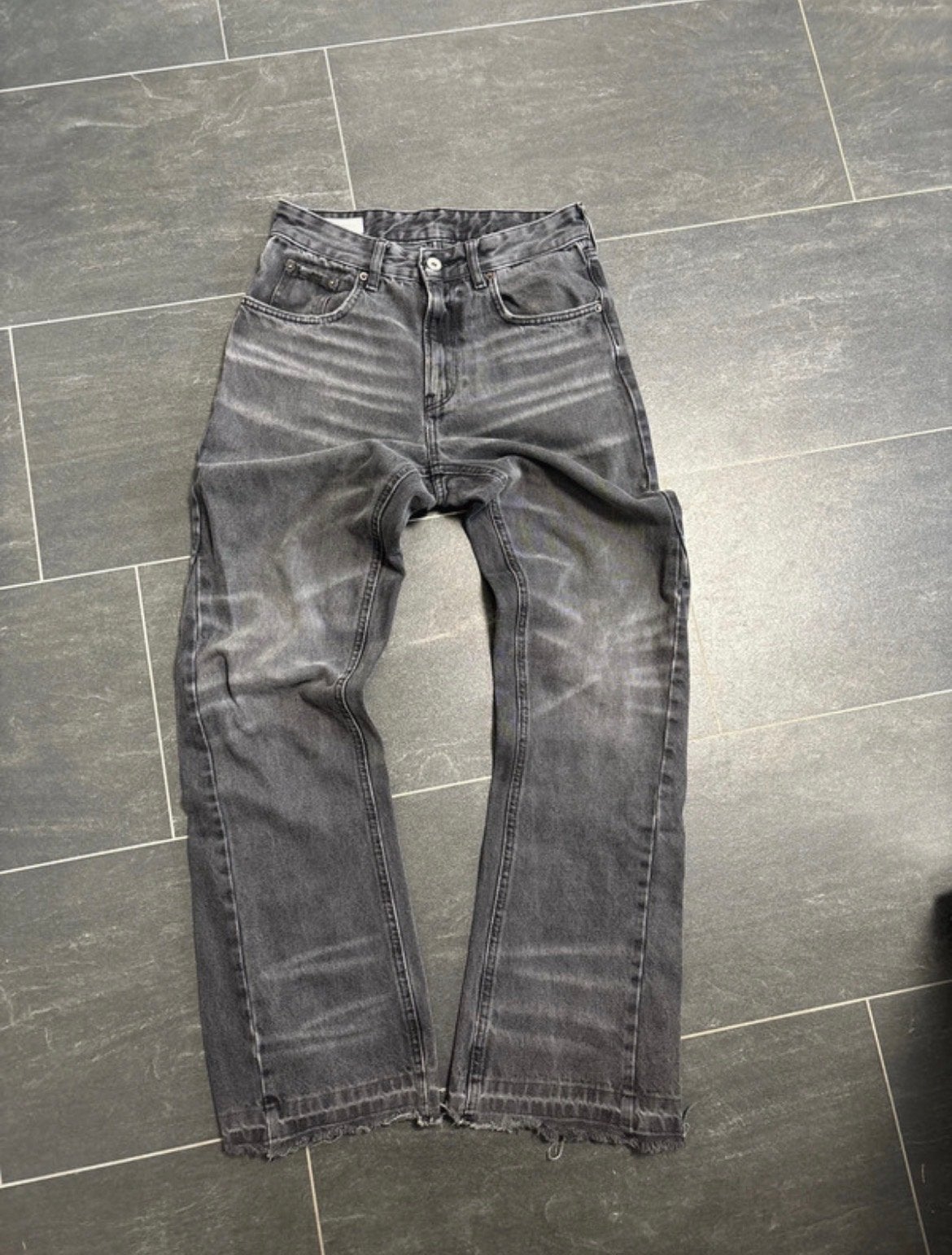 ZARA Flared Jeans - Grijs/Zwart - Maat W (36), Ophalen of Verzenden, Zo goed als nieuw, Zwart