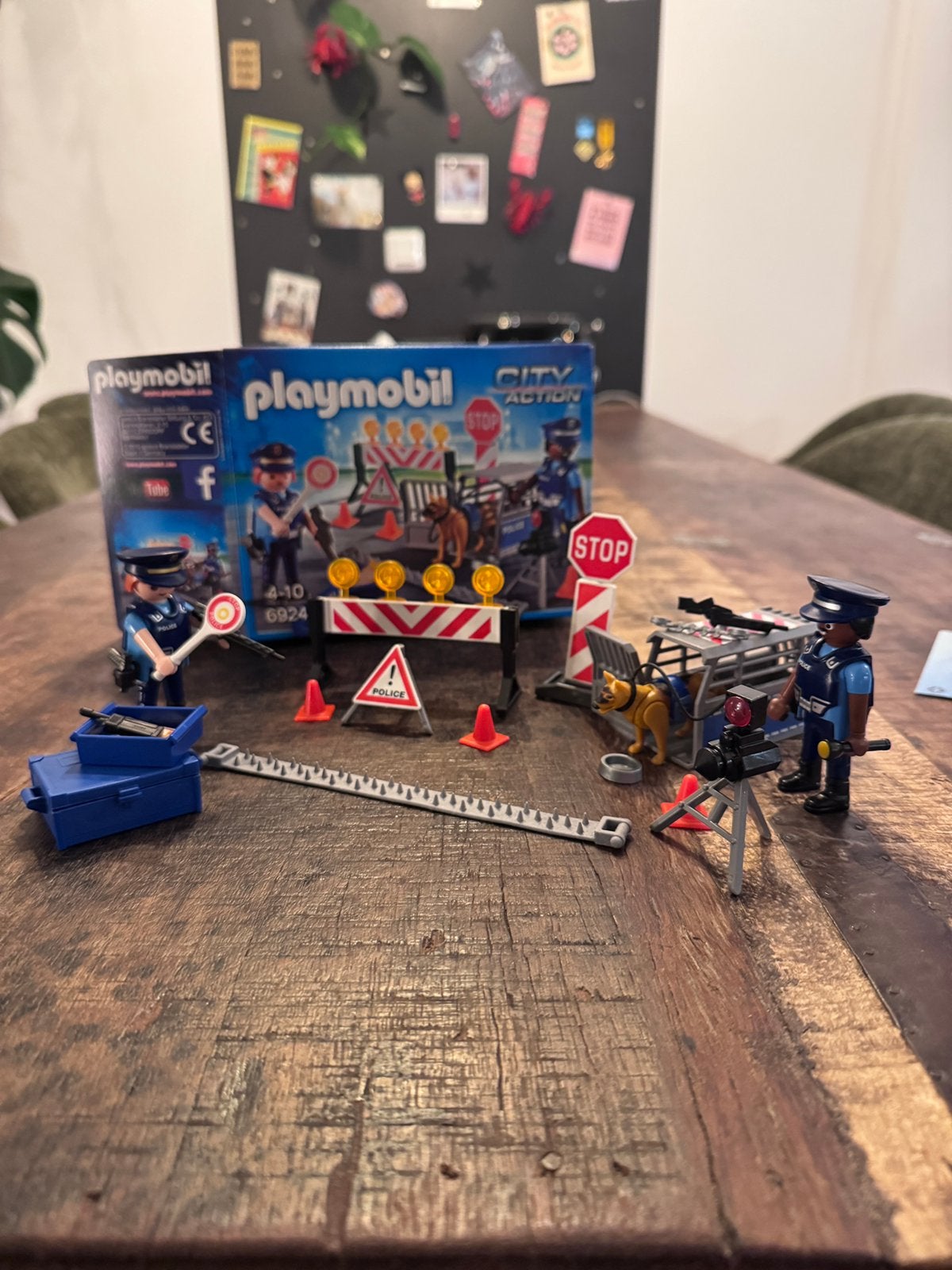 Playmobil politie wegversperring, Complete set, Ophalen of Verzenden, Zo goed als nieuw, City action