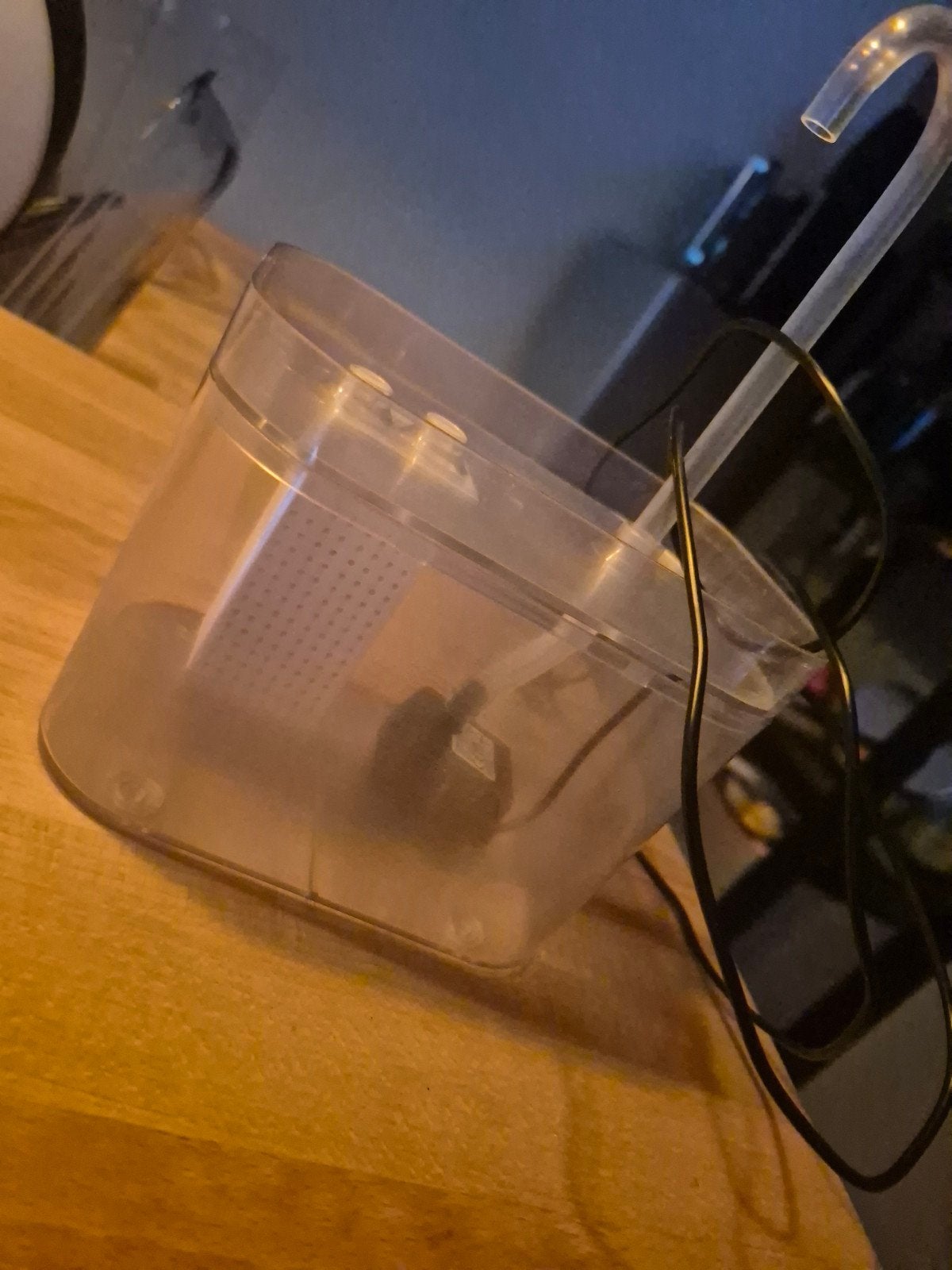 gratis afhalen, katten fonteintje werkt prima!, Ophalen